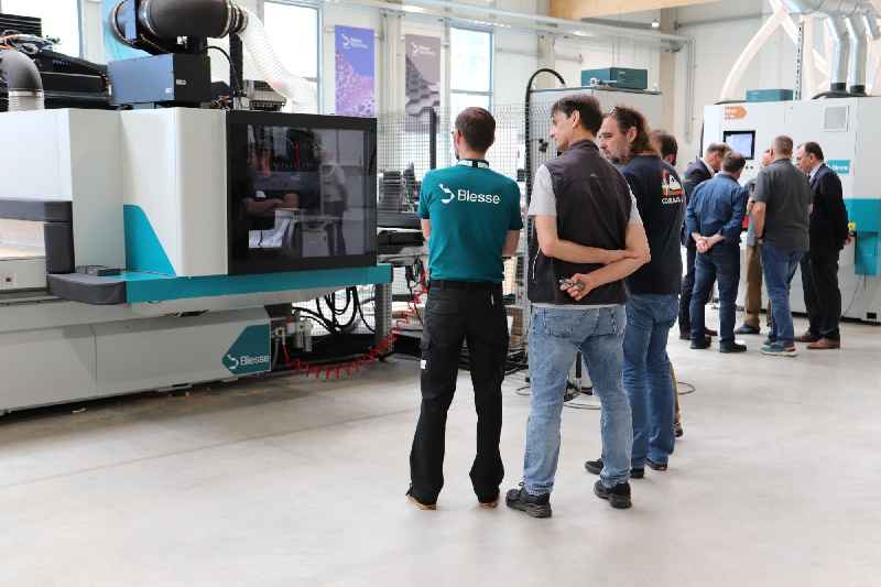 Großes Interesse and den vielfältigen Vorführungen während der Material Days.